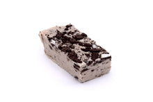 Load image into Gallery viewer, Cookies 'n Cream Fudge
