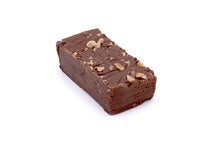 Load image into Gallery viewer, Chocolate Heath® Crumble Fudge