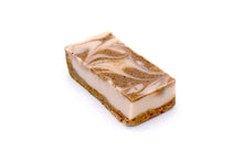 Load image into Gallery viewer, Root Beer Float Fudge