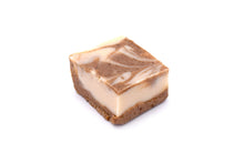 Load image into Gallery viewer, Root Beer Float Fudge