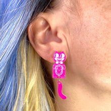 Load image into Gallery viewer, Kitten CLAW-K Officially Licensed Kit-Cat Klock® Earrings in Pink